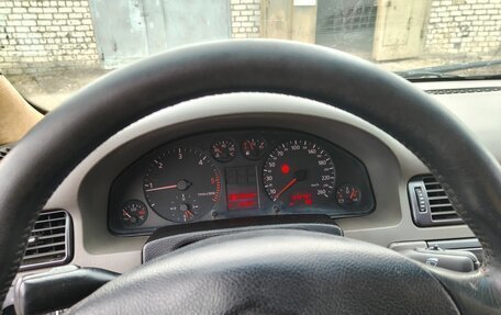 Audi A6, 1998 год, 250 000 рублей, 16 фотография