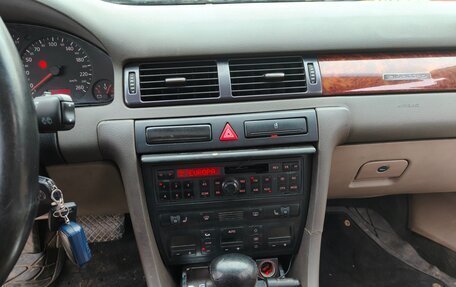 Audi A6, 1998 год, 250 000 рублей, 21 фотография