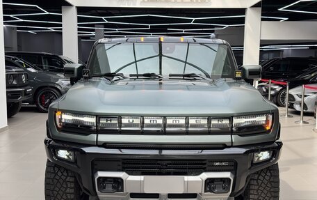 GMC Hummer EV, 2023 год, 16 340 000 рублей, 2 фотография