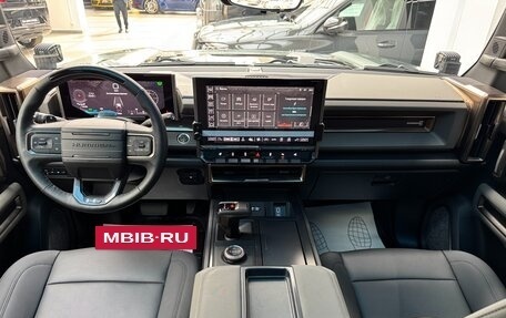GMC Hummer EV, 2023 год, 16 340 000 рублей, 18 фотография