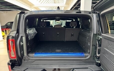GMC Hummer EV, 2023 год, 16 340 000 рублей, 38 фотография