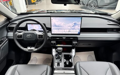 Toyota RAV4, 2026 год, 4 780 000 рублей, 17 фотография