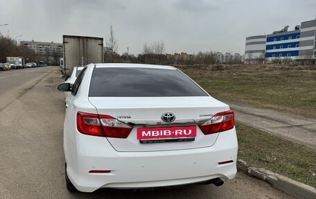 Toyota Camry, 2014 год, 1 750 000 рублей, 4 фотография