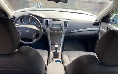 Hyundai Sonata VI, 2008 год, 980 000 рублей, 14 фотография