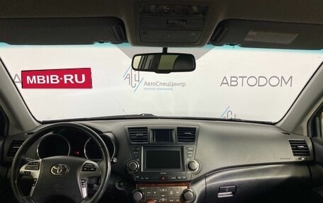 Toyota Highlander III, 2012 год, 1 497 000 рублей, 10 фотография
