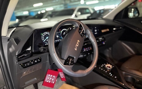 KIA Niro, 2023 год, 2 050 000 рублей, 12 фотография