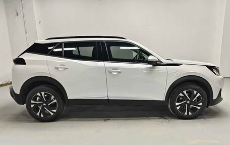 Peugeot 2008 II, 2023 год, 1 407 778 рублей, 8 фотография
