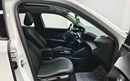 Peugeot 2008 II, 2023 год, 1 407 778 рублей, 18 фотография