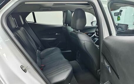 Peugeot 2008 II, 2023 год, 1 407 778 рублей, 20 фотография