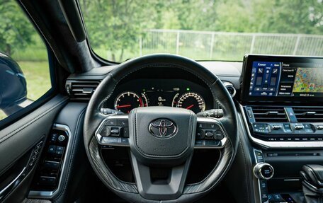 Toyota Land Cruiser, 2024 год, 21 400 000 рублей, 28 фотография