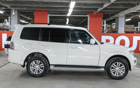 Mitsubishi Pajero IV, 2018 год, 3 598 000 рублей, 4 фотография