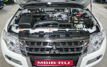 Mitsubishi Pajero IV, 2018 год, 3 598 000 рублей, 9 фотография