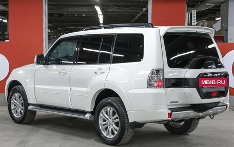 Mitsubishi Pajero IV, 2018 год, 3 598 000 рублей, 7 фотография