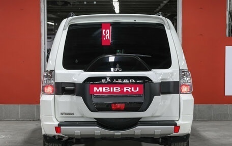 Mitsubishi Pajero IV, 2018 год, 3 598 000 рублей, 6 фотография