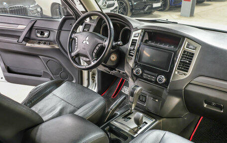 Mitsubishi Pajero IV, 2018 год, 3 598 000 рублей, 11 фотография