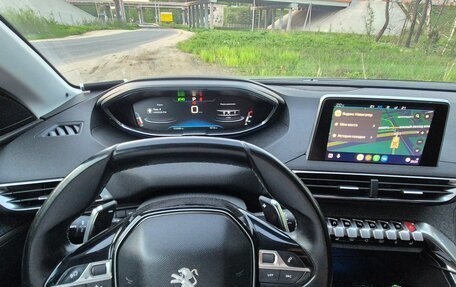 Peugeot 5008 II, 2018 год, 1 875 000 рублей, 11 фотография