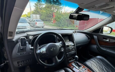 Infiniti FX II, 2012 год, 2 190 000 рублей, 6 фотография