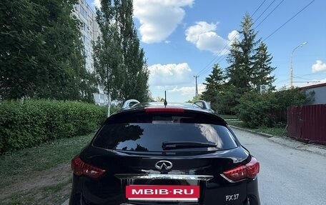 Infiniti FX II, 2012 год, 2 190 000 рублей, 7 фотография