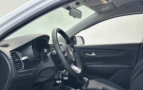KIA Rio IV, 2017 год, 1 030 000 рублей, 10 фотография