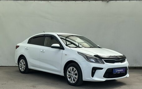 KIA Rio IV, 2017 год, 1 030 000 рублей, 2 фотография