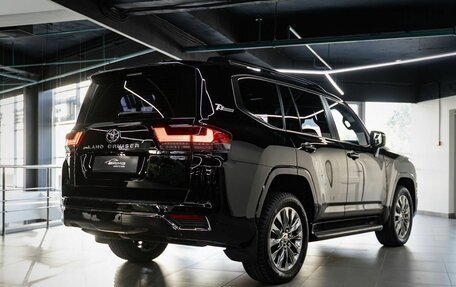 Toyota Land Cruiser, 2022 год, 8 499 000 рублей, 5 фотография