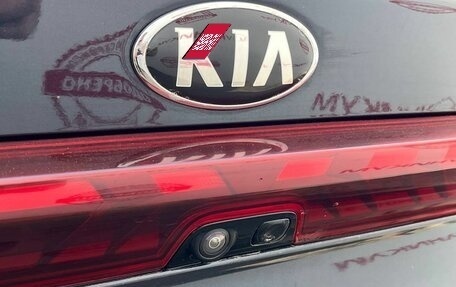KIA K5, 2021 год, 1 800 000 рублей, 23 фотография