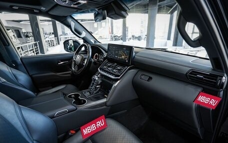 Toyota Land Cruiser, 2022 год, 8 499 000 рублей, 21 фотография