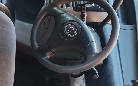 Toyota Opa I рестайлинг, 2004 год, 600 000 рублей, 5 фотография