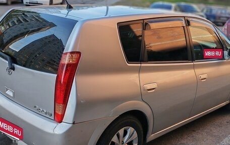 Toyota Opa I рестайлинг, 2004 год, 600 000 рублей, 4 фотография