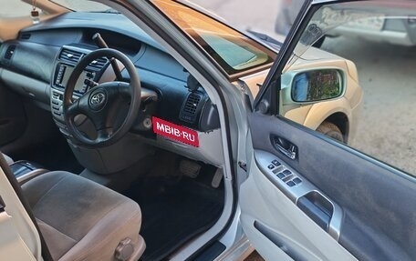 Toyota Opa I рестайлинг, 2004 год, 600 000 рублей, 6 фотография