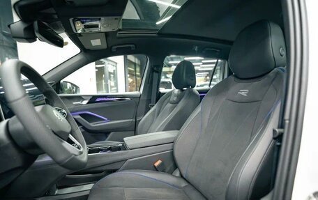 Volkswagen Tiguan, 2025 год, 4 900 000 рублей, 10 фотография