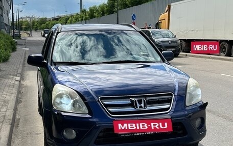 Honda CR-V II рестайлинг, 2005 год, 750 000 рублей, 2 фотография