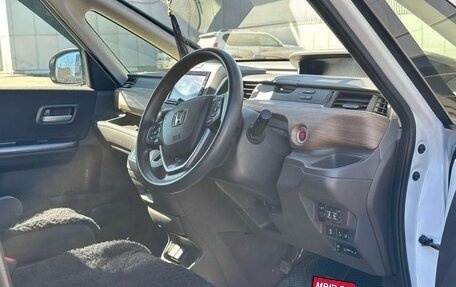 Honda Freed II, 2021 год, 1 260 000 рублей, 8 фотография