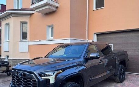 Toyota Tundra, 2024 год, 9 450 000 рублей, 2 фотография