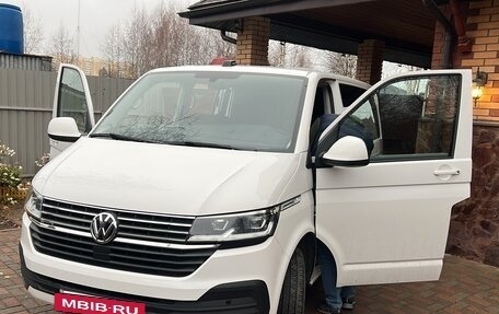 Volkswagen Caravelle T6 рестайлинг, 2021 год, 4 150 000 рублей, 11 фотография