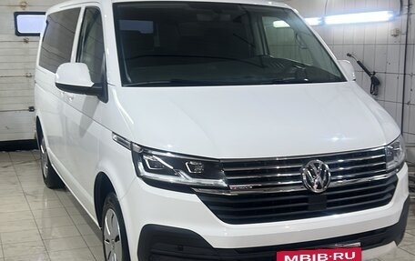 Volkswagen Caravelle T6 рестайлинг, 2021 год, 4 150 000 рублей, 10 фотография