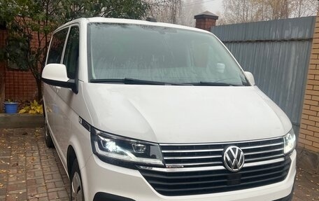 Volkswagen Caravelle T6 рестайлинг, 2021 год, 4 150 000 рублей, 18 фотография