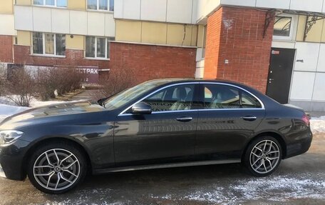 Mercedes-Benz E-Класс, 2021 год, 4 850 000 рублей, 7 фотография