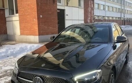 Mercedes-Benz E-Класс, 2021 год, 4 850 000 рублей, 2 фотография