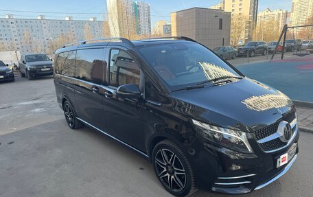 Mercedes-Benz V-Класс, 2022 год, 10 000 000 рублей, 3 фотография