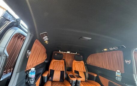 Mercedes-Benz V-Класс, 2022 год, 10 000 000 рублей, 14 фотография
