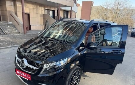 Mercedes-Benz V-Класс, 2022 год, 10 000 000 рублей, 8 фотография