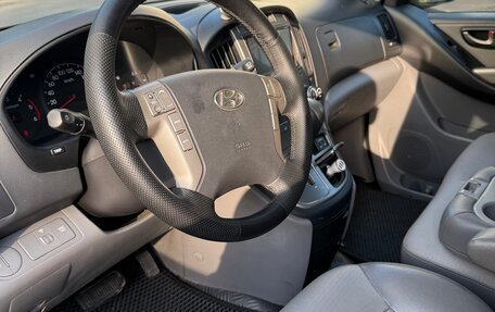 Hyundai Grand Starex Grand Starex I рестайлинг 2, 2012 год, 1 750 000 рублей, 11 фотография