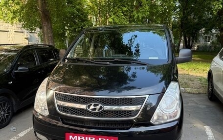 Hyundai Grand Starex Grand Starex I рестайлинг 2, 2012 год, 1 750 000 рублей, 3 фотография