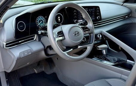 Hyundai Elantra, 2022 год, 2 150 000 рублей, 9 фотография