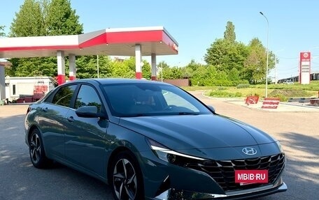 Hyundai Elantra, 2022 год, 2 150 000 рублей, 2 фотография