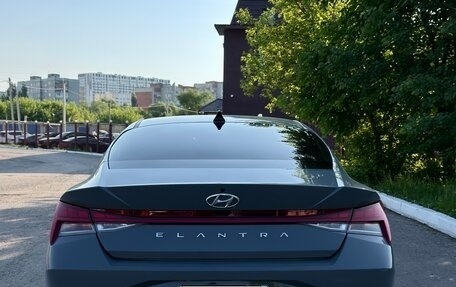 Hyundai Elantra, 2022 год, 2 150 000 рублей, 8 фотография
