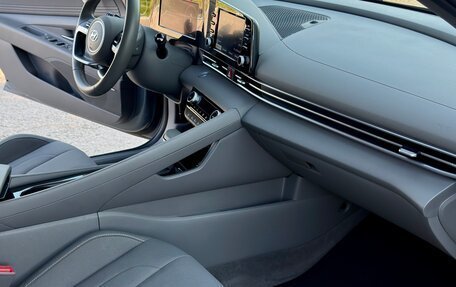 Hyundai Elantra, 2022 год, 2 150 000 рублей, 13 фотография