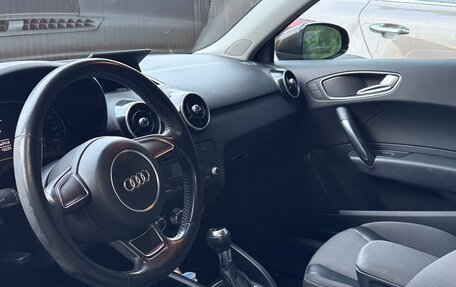 Audi A1, 2011 год, 900 000 рублей, 5 фотография