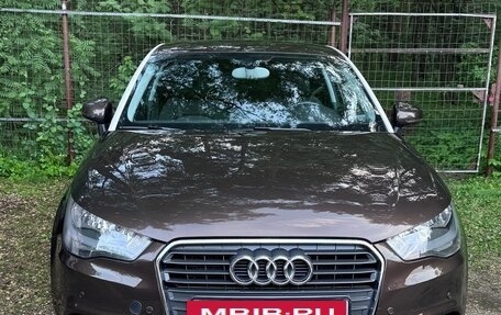 Audi A1, 2011 год, 900 000 рублей, 2 фотография